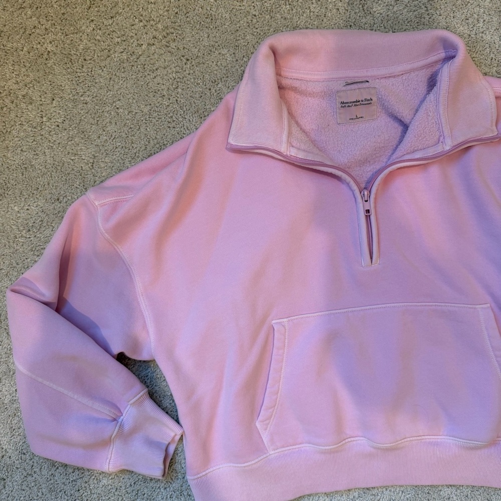Abercrombie & Fitch Soft Max Essentials Light Pink Fleece Quarter-Zip - Large - Picture 5 of 6